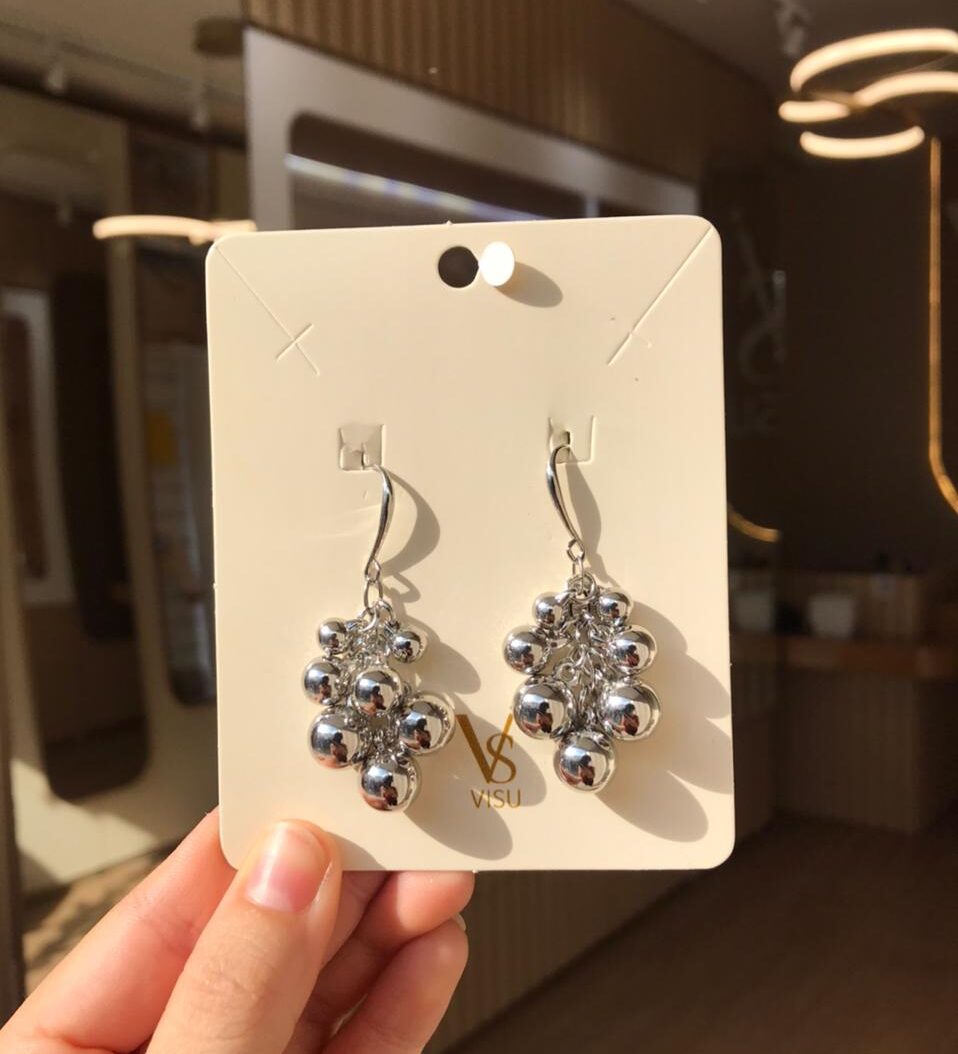 Brinco bolinhas em movimento