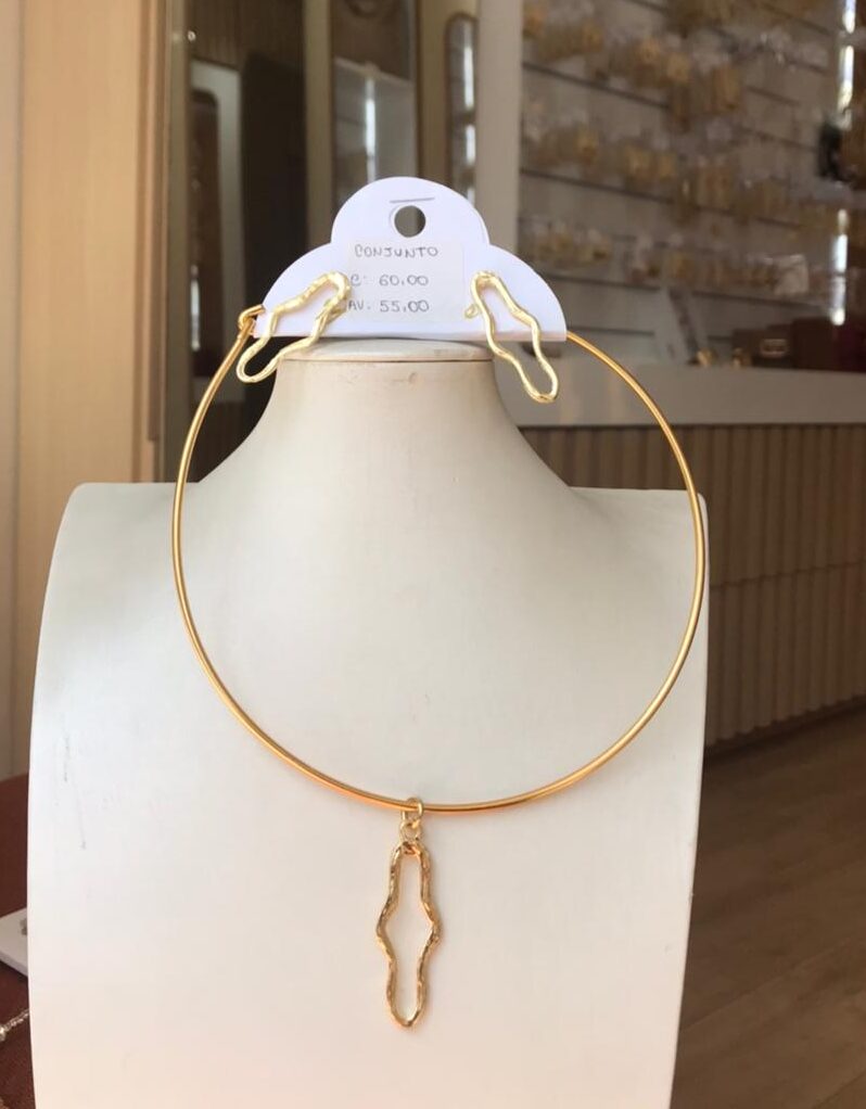 Conjunto forma dourada