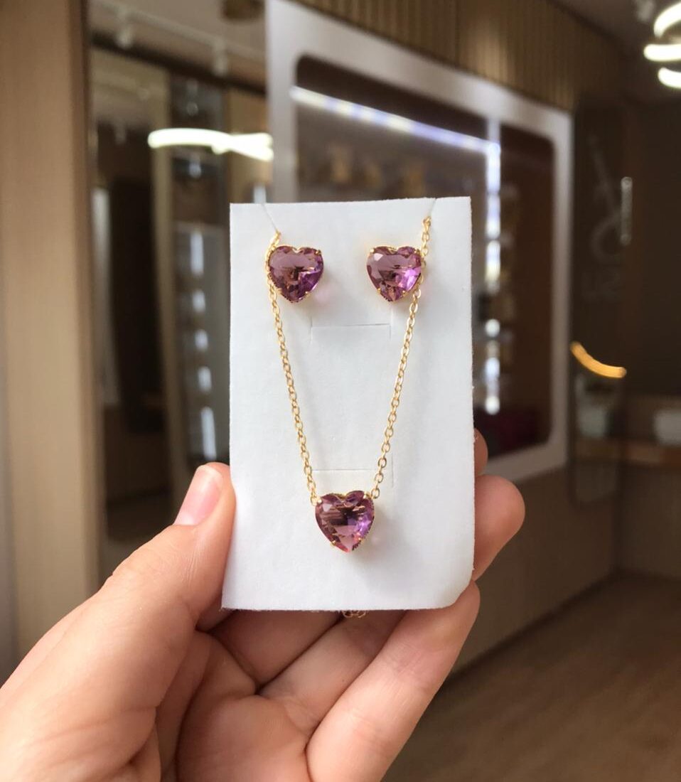 Conjunto pedraria roxa