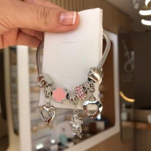 Pulseira universo rosa